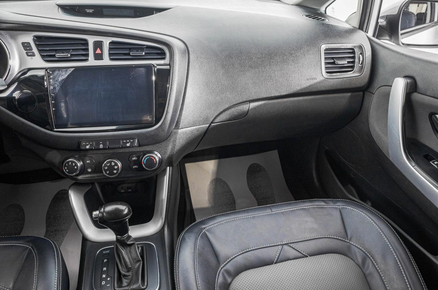 KIA cee'd 22 из 26