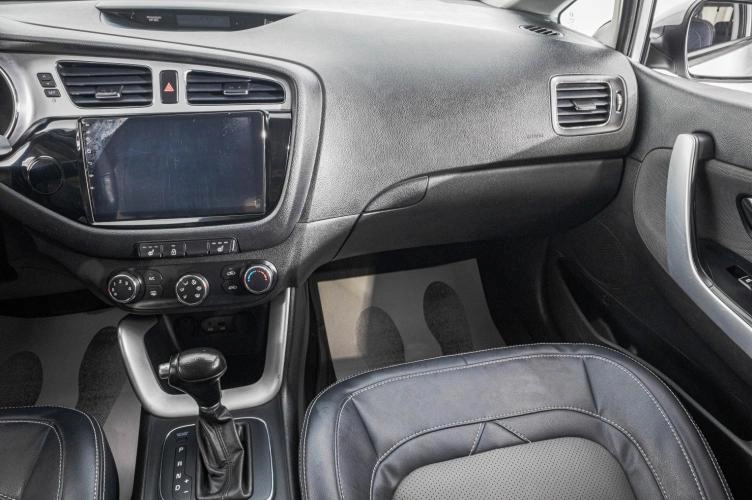 KIA cee'd 22 из 26