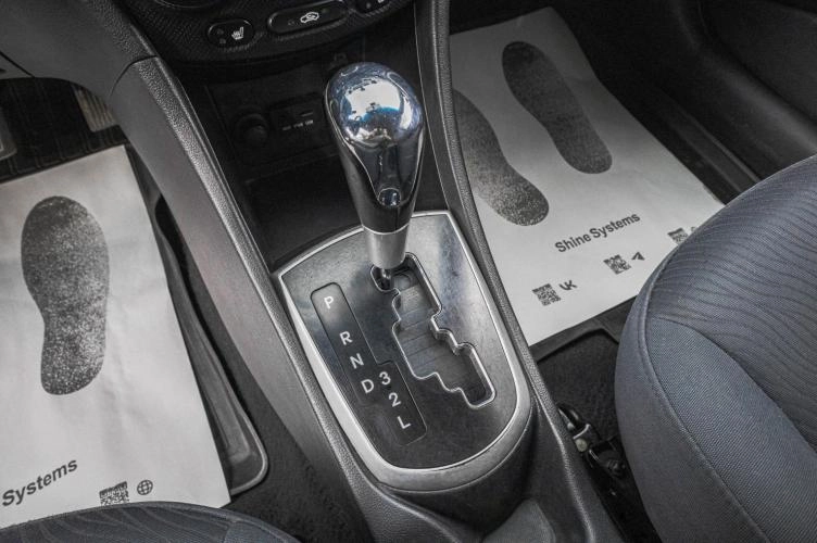 Hyundai Solaris 17 из 22