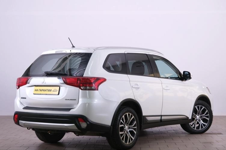 Mitsubishi Outlander 6 из 6