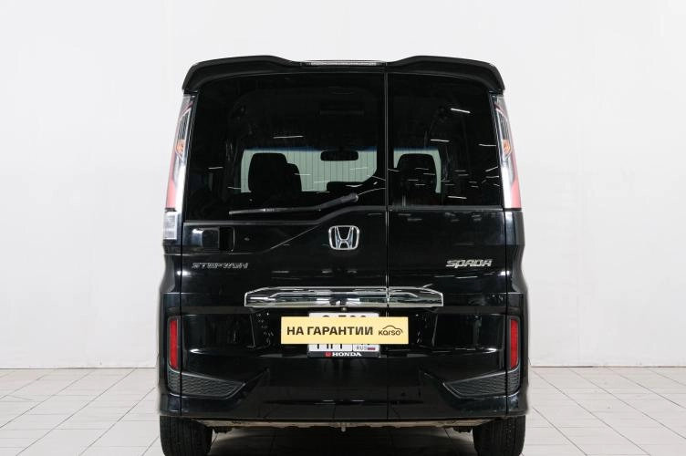 Honda Stepwgn Spada 5 из 24