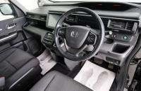 Honda Stepwgn Spada 8 из 24
