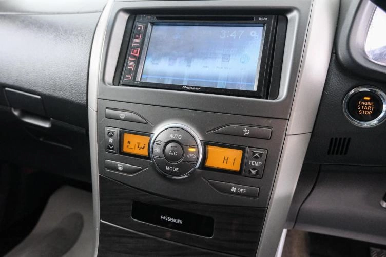 Toyota Corolla Fielder 15 из 22