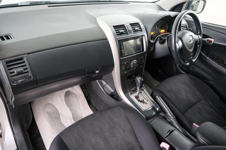 Toyota Corolla Fielder 12 из 22