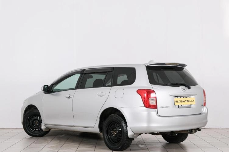 Toyota Corolla Fielder 4 из 22