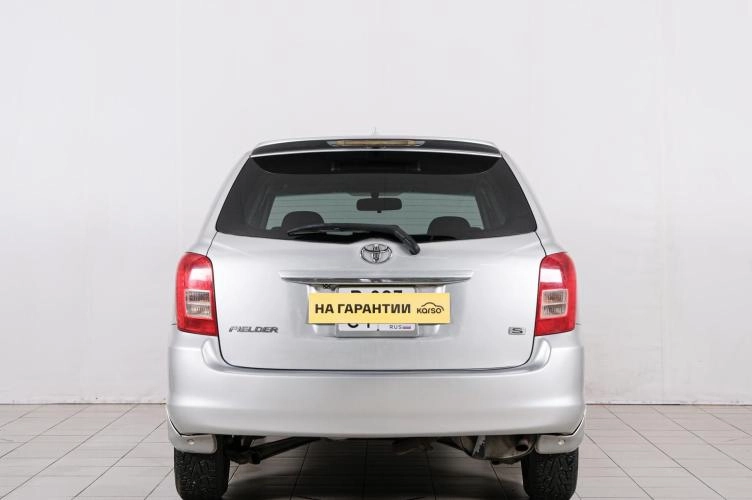 Toyota Corolla Fielder 5 из 22
