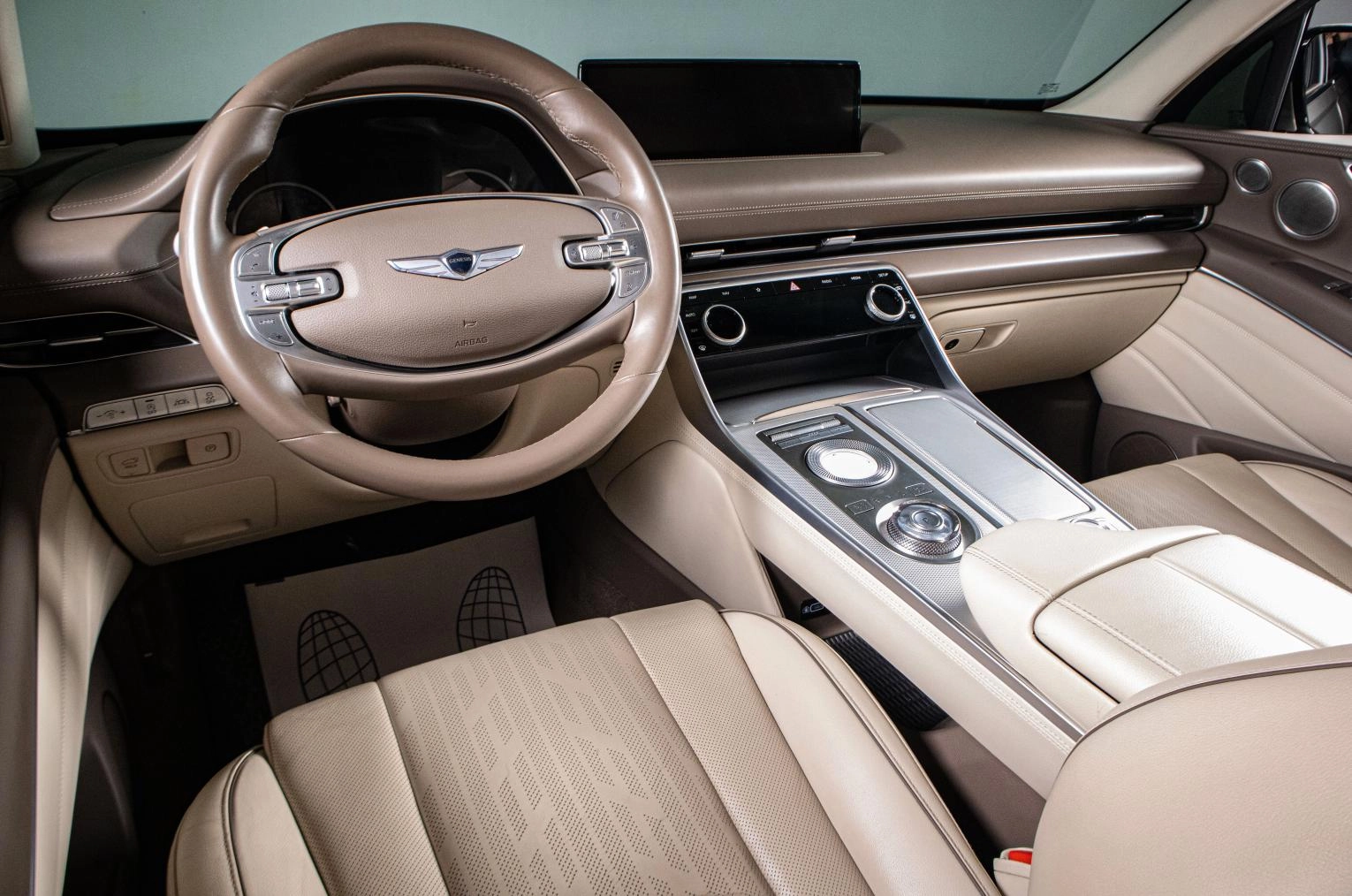 Genesis GV80 15 из 23