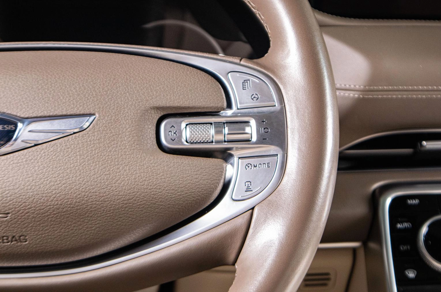 Genesis GV80 14 из 23