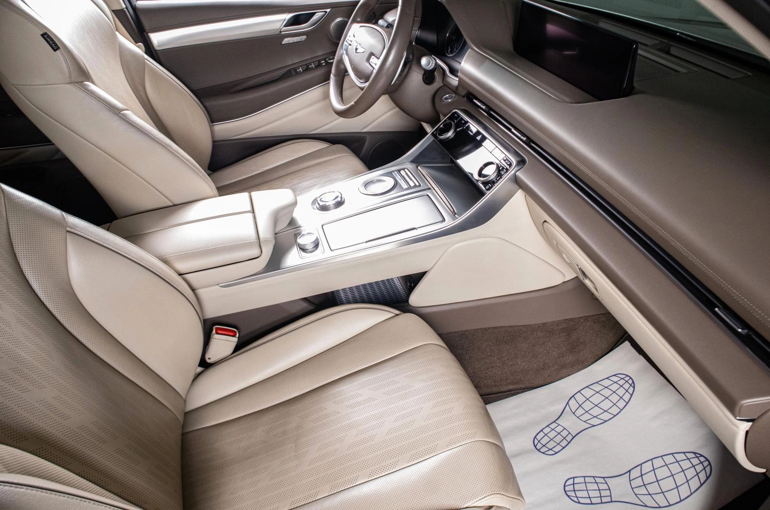 Genesis GV80 11 из 23