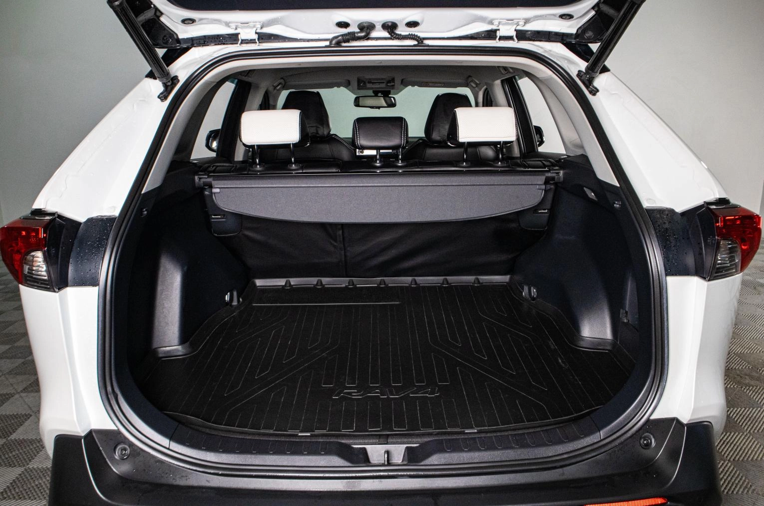Toyota RAV4 19 из 19