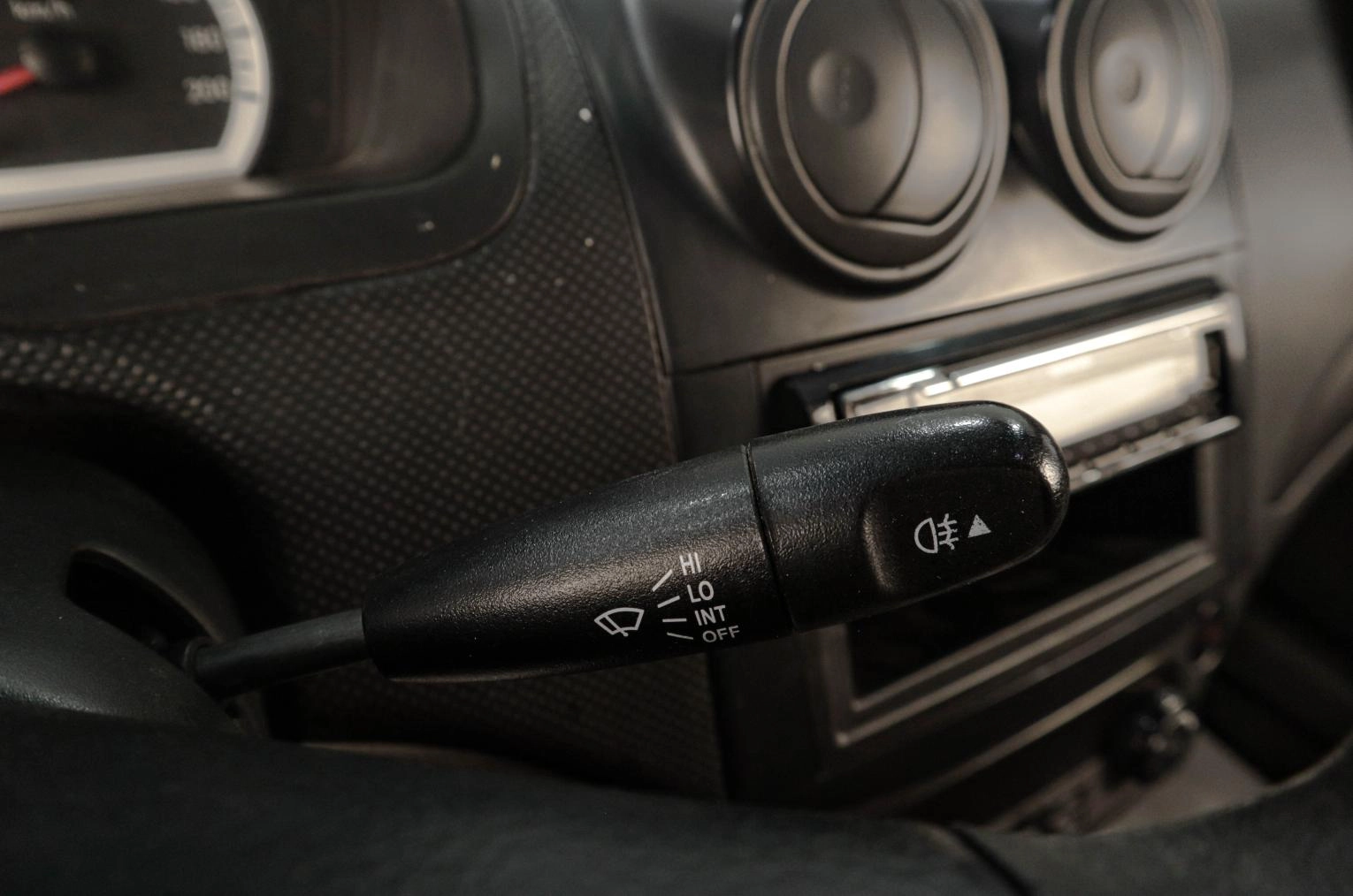 Chevrolet Aveo 10 из 15