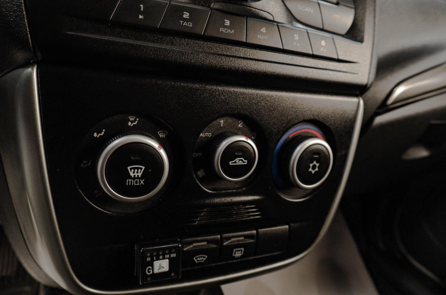 ВАЗ (LADA) Granta 11 из 15