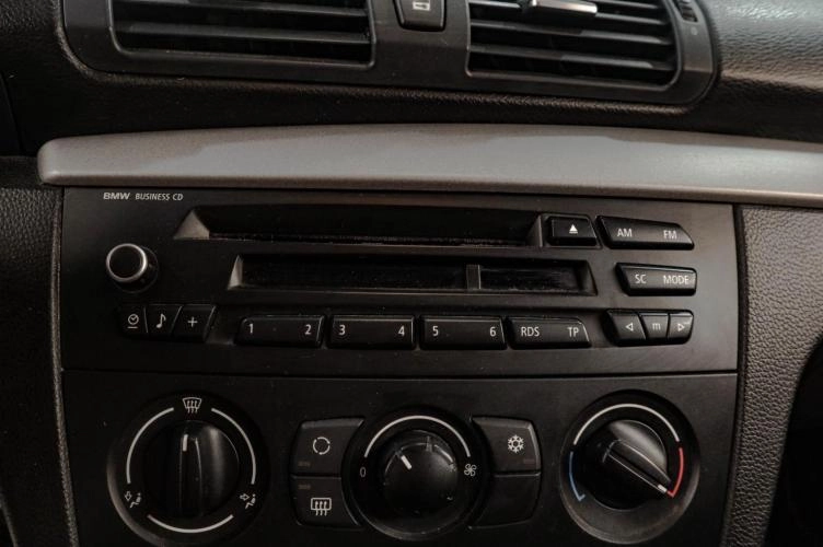 BMW 1 серия 12 из 15