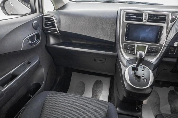 Toyota Ractis 18 из 23