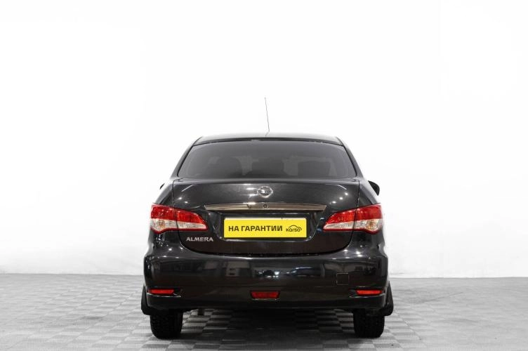 Nissan Almera 5 из 6