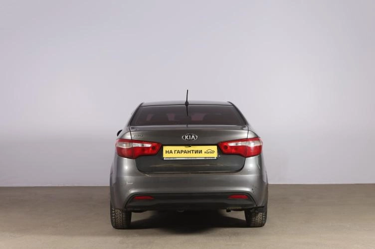 KIA Rio 5 из 6