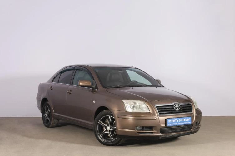 Toyota Avensis 1 из 6