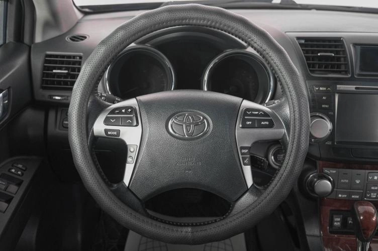 Toyota Highlander 14 из 27