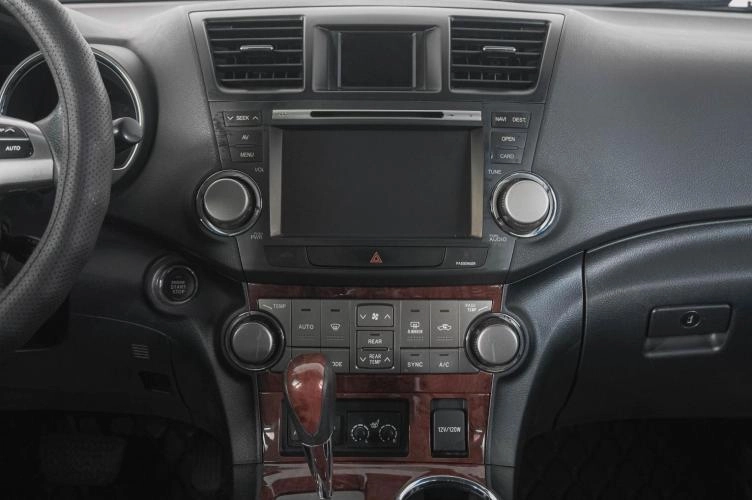 Toyota Highlander 18 из 27