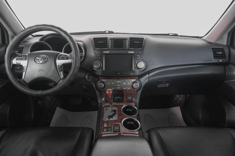 Toyota Highlander 12 из 27