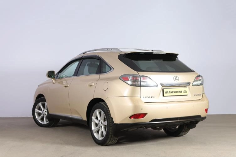 Lexus RX 4 из 6