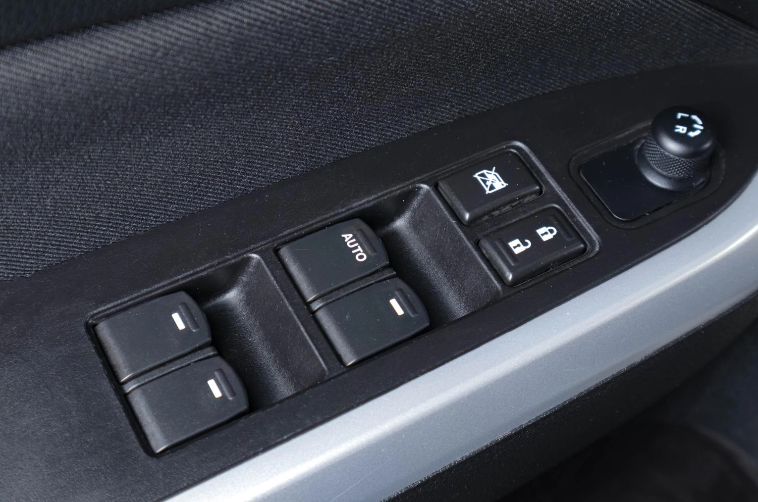 Suzuki Vitara 18 из 18