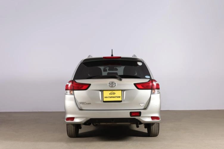 Toyota Corolla Fielder 5 из 6