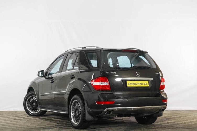 Mercedes-Benz M-класс 4 из 6