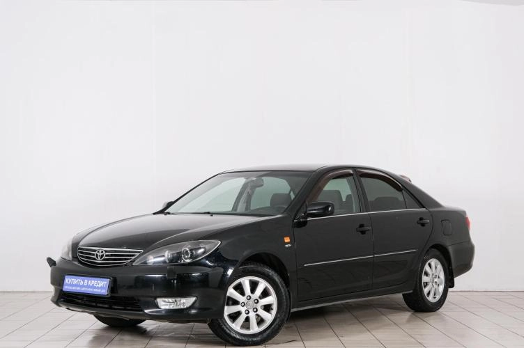 Toyota Camry 3 из 21