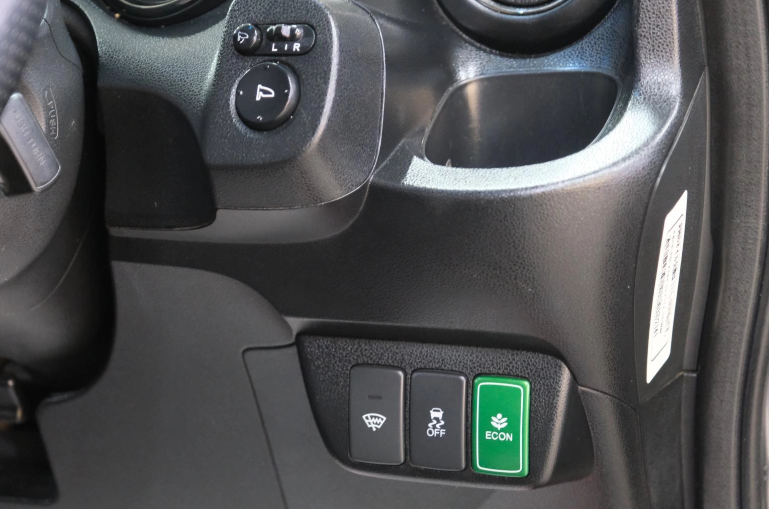 Honda Fit Shuttle 9 из 20