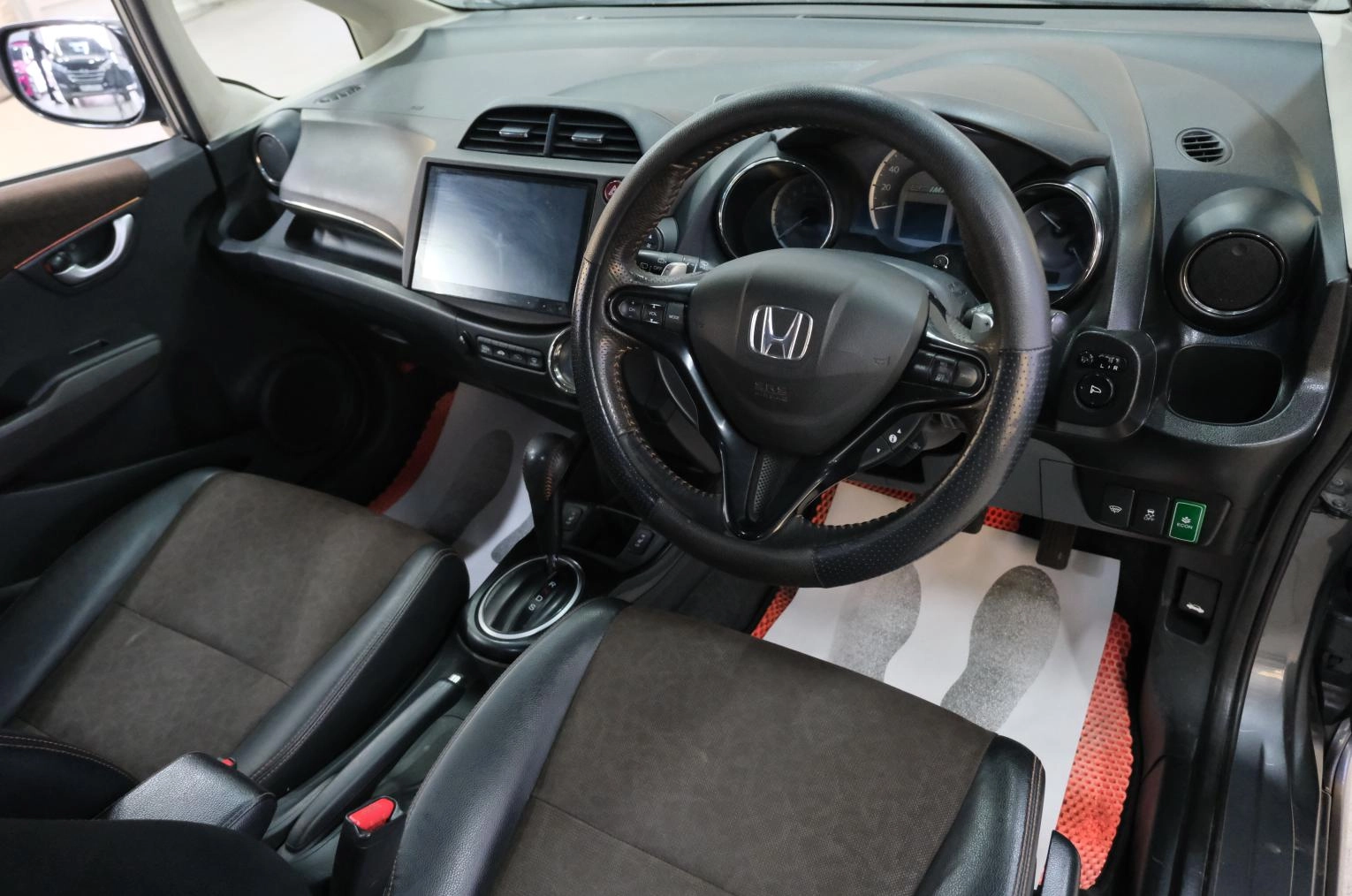 Honda Fit Shuttle 10 из 20