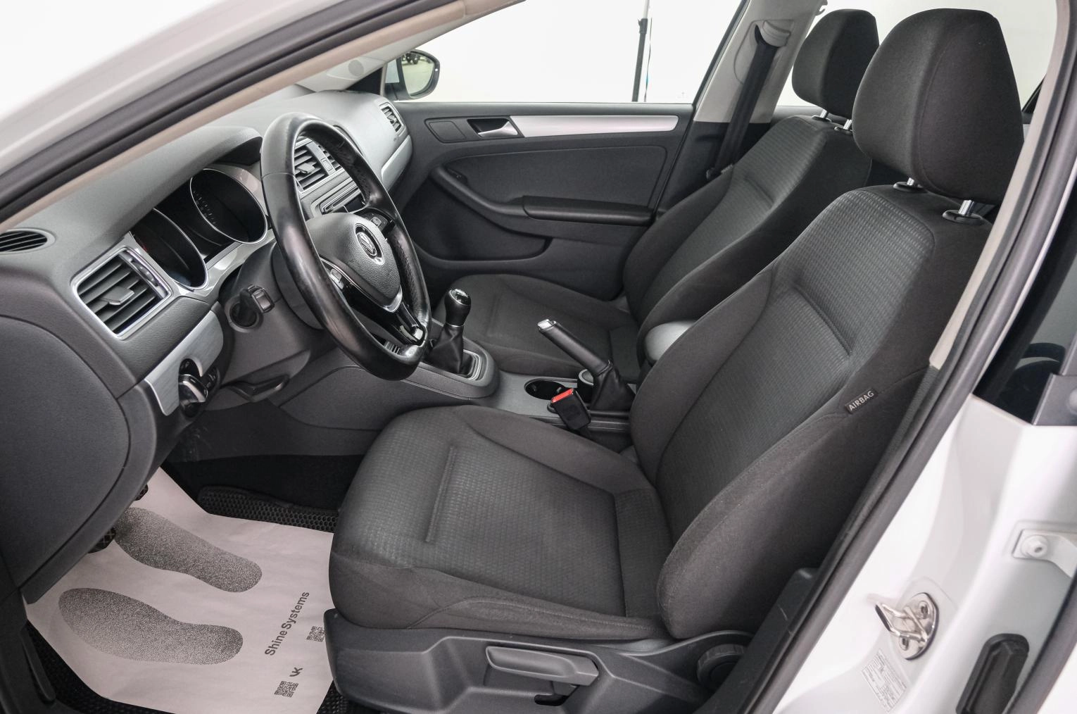 Volkswagen Jetta 7 из 22