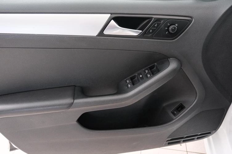 Volkswagen Jetta 19 из 22