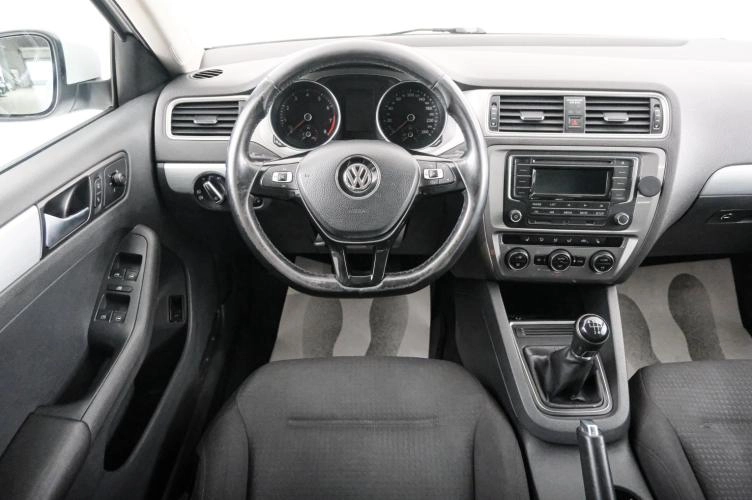 Volkswagen Jetta 14 из 22