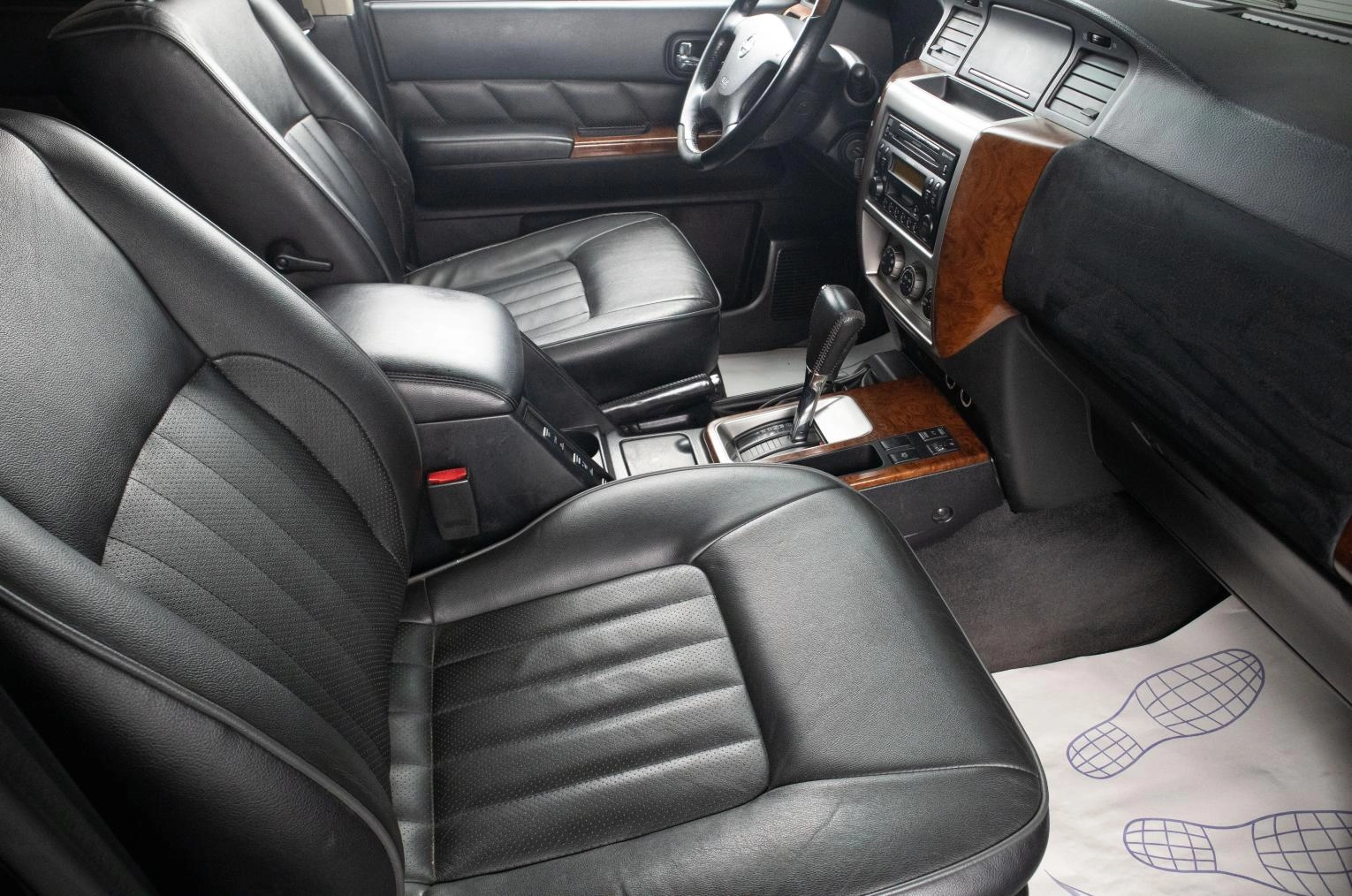 Nissan Patrol 14 из 16