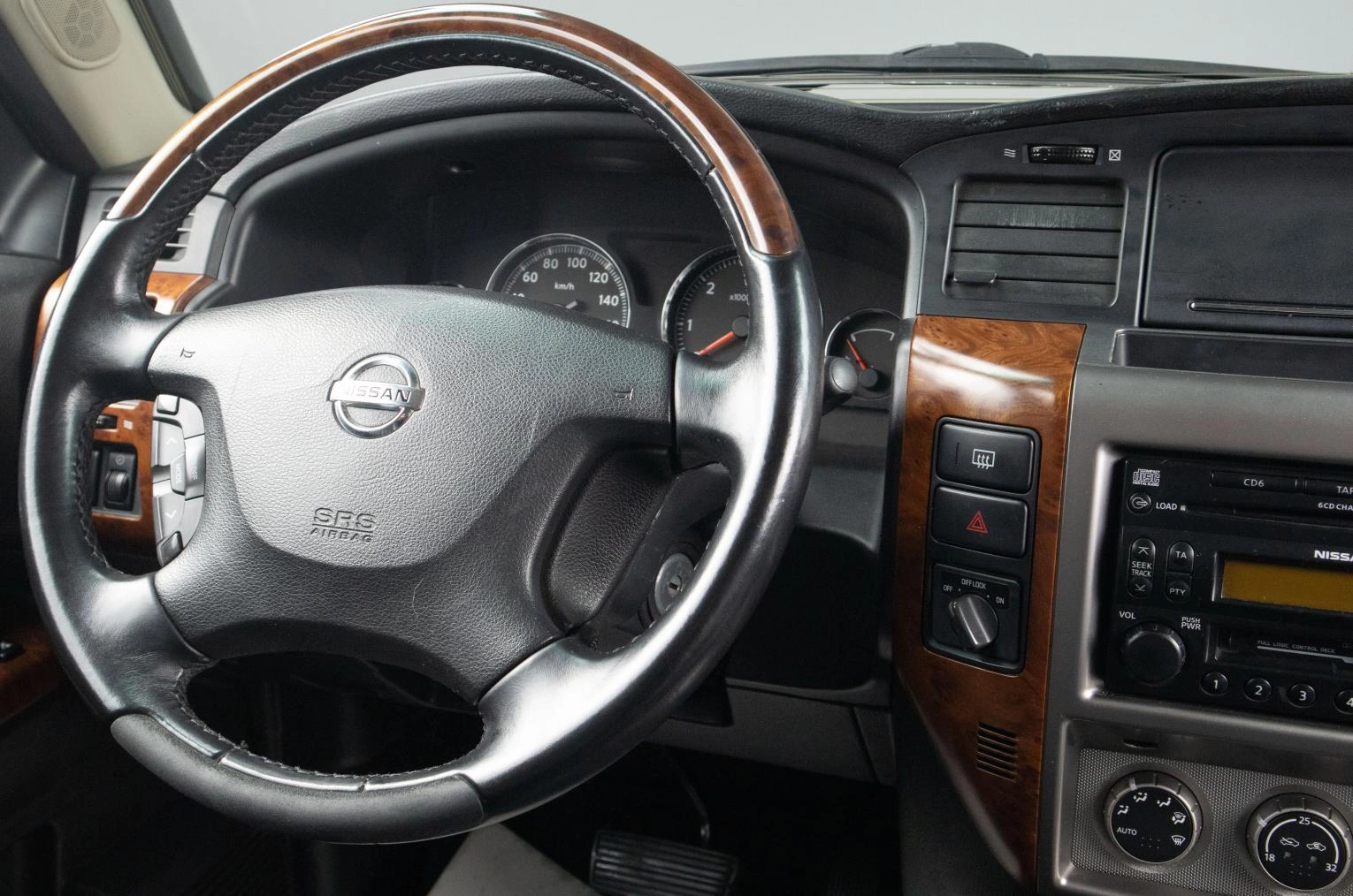 Nissan Patrol 9 из 16