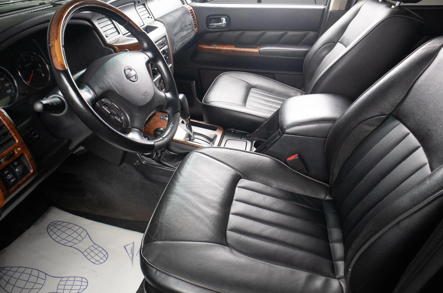 Nissan Patrol 13 из 16