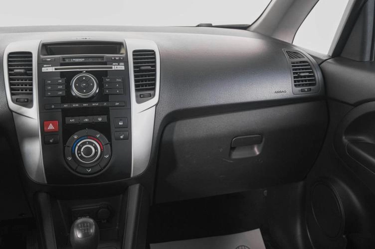 KIA Venga 13 из 19