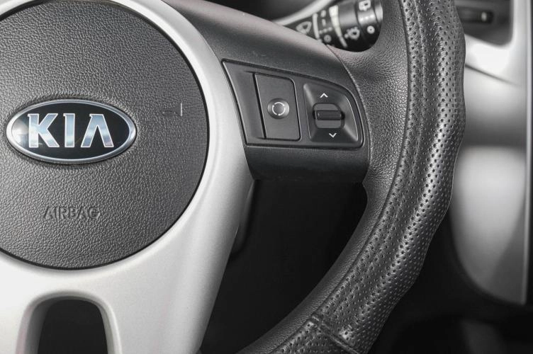 KIA Venga 16 из 19