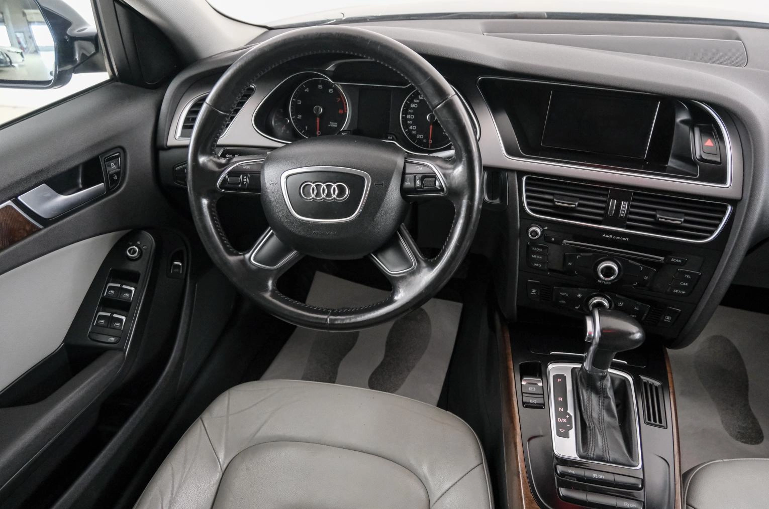 Audi A4 9 из 23