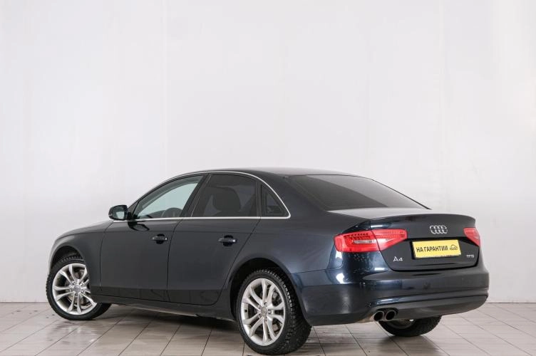 Audi A4 4 из 6