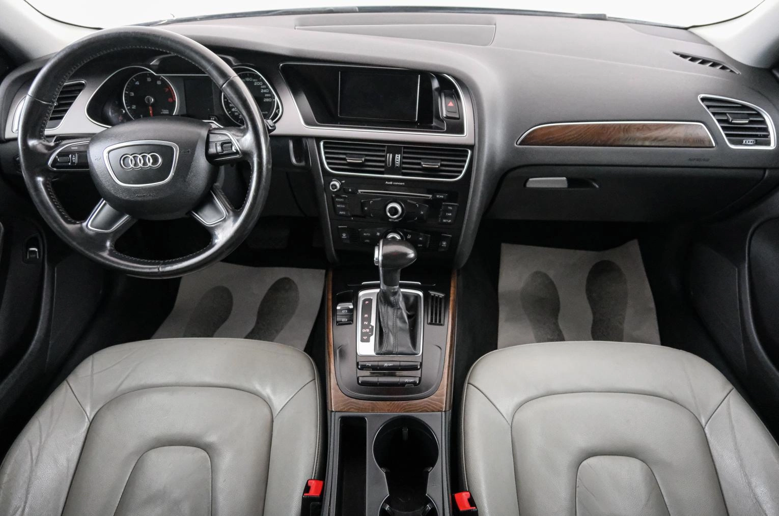 Audi A4 10 из 23
