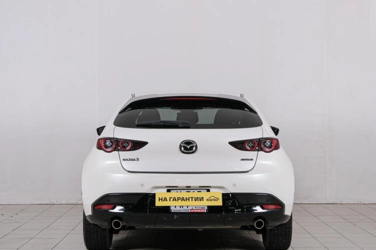 Mazda 3 5 из 6