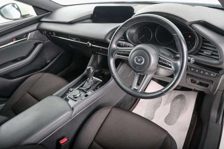 Mazda 3 8 из 22