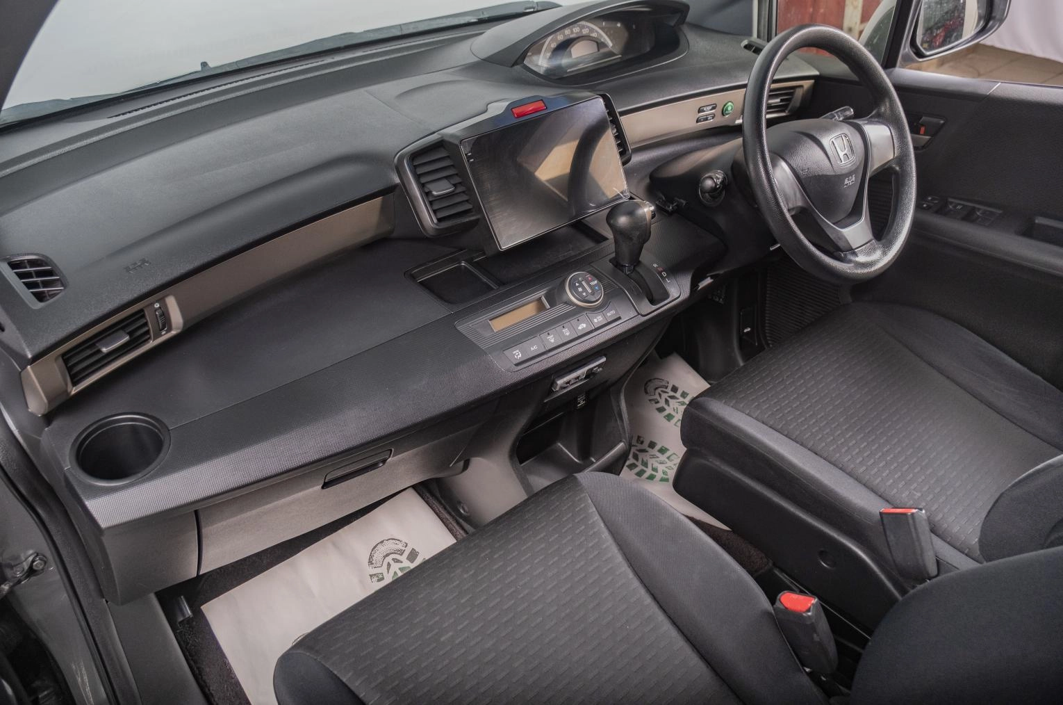 Honda Freed 15 из 18