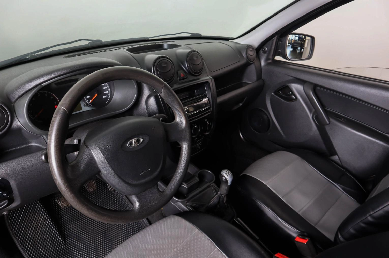 ВАЗ (LADA) Granta 8 из 20