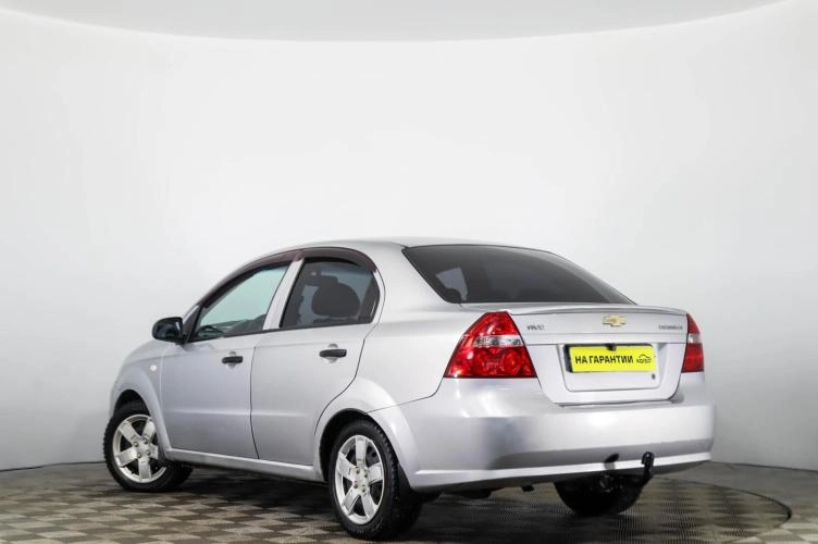Chevrolet Aveo 6 из 6