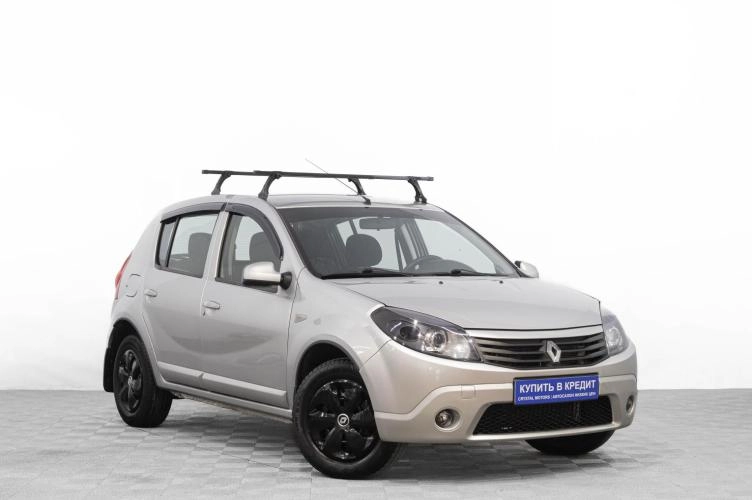 Renault Sandero 1 из 6