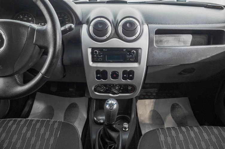 Renault Sandero 13 из 21