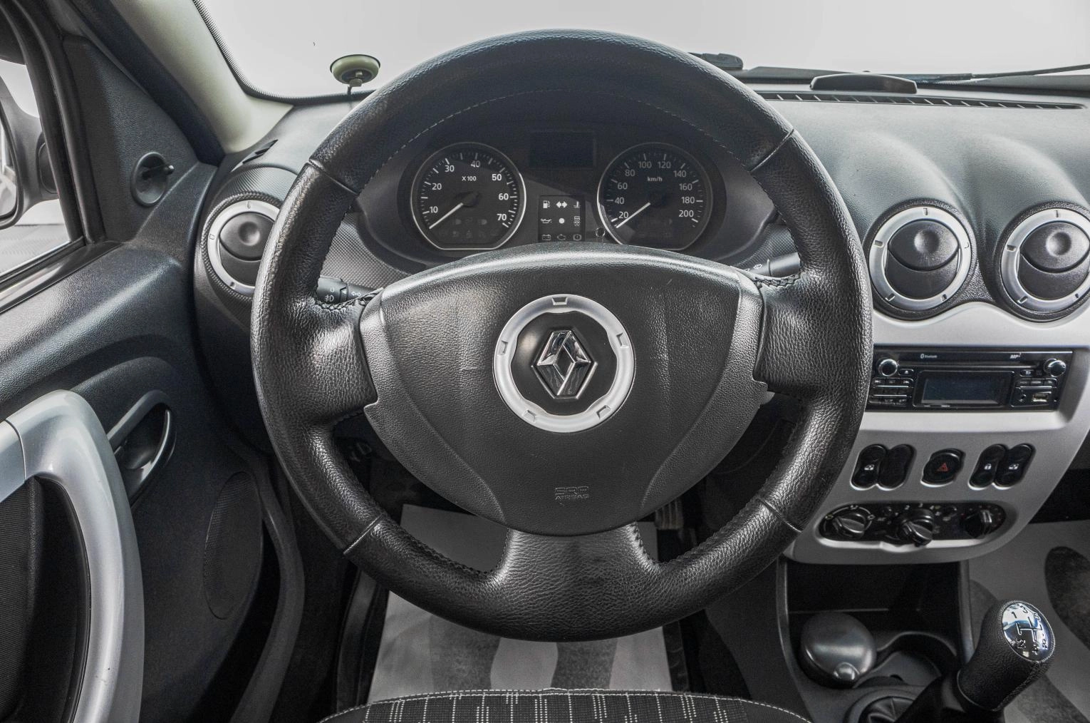 Renault Sandero 11 из 21
